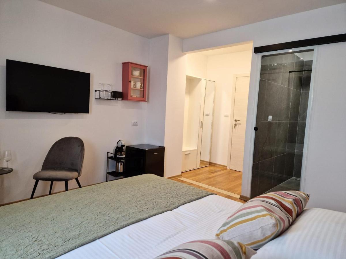 Jazz Rooms And Apartments Rovinj Bagian luar foto