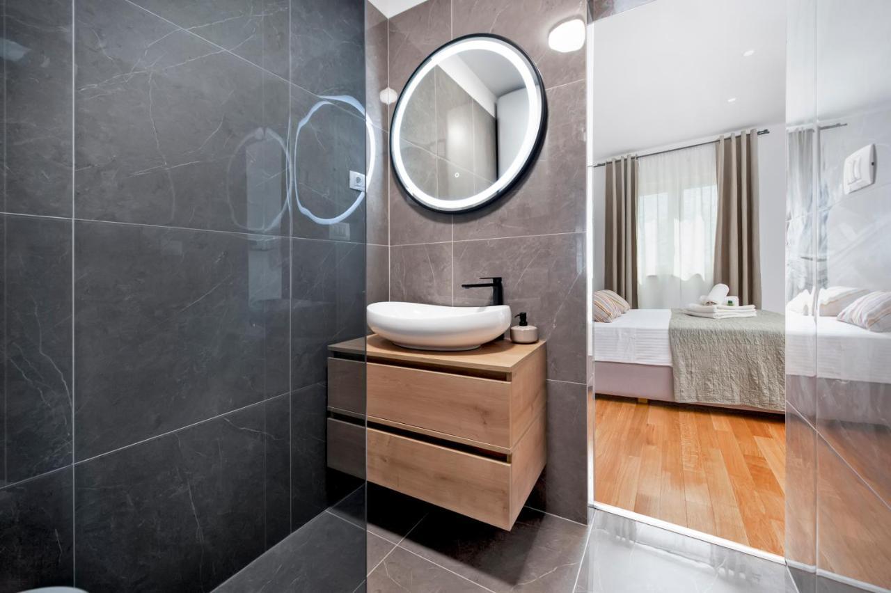 Jazz Rooms And Apartments Rovinj Bagian luar foto